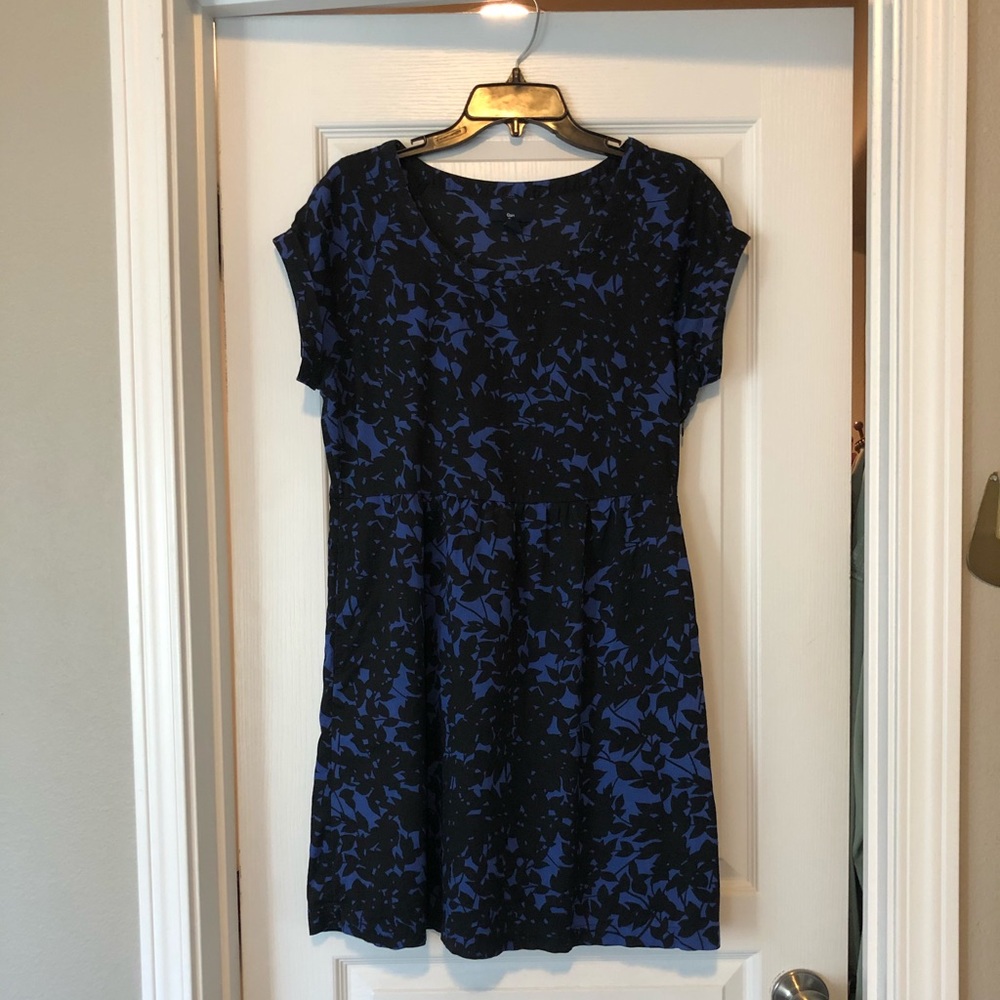 GAP cobalt blue dress with black leaf detail